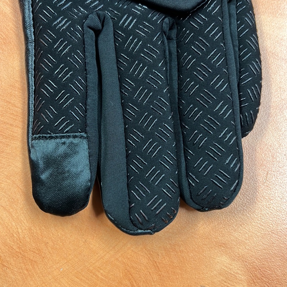 Bloomingdale’s Leather Gloves - Picture 4 of 6